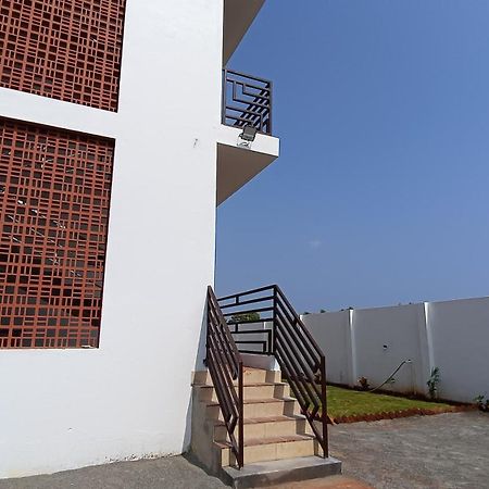 Sol Rouge Private Pool Villa オーロヴィル エクステリア 写真